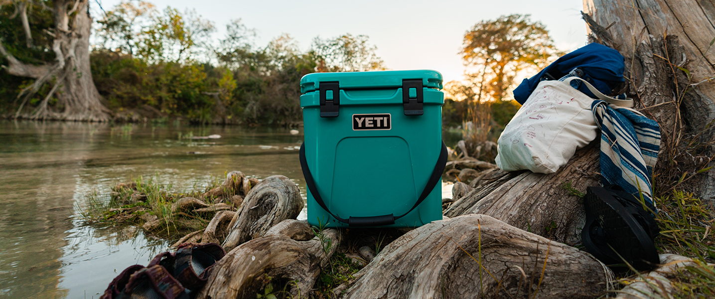 YETI Daytrip Lunch Box - Aquifer Blue