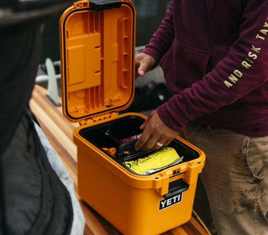 YETI ロードアウト15 gobox 廃盤オレンジ YETI ロードアウト15 gobox 廃盤オレンジ