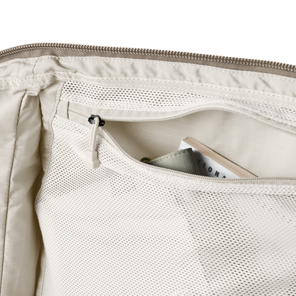 YETI Crossroads® 60L Duffel Cape Taupe
