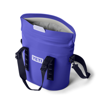 YETI Hopper® M15 Cool Bag Ultramarine Violet