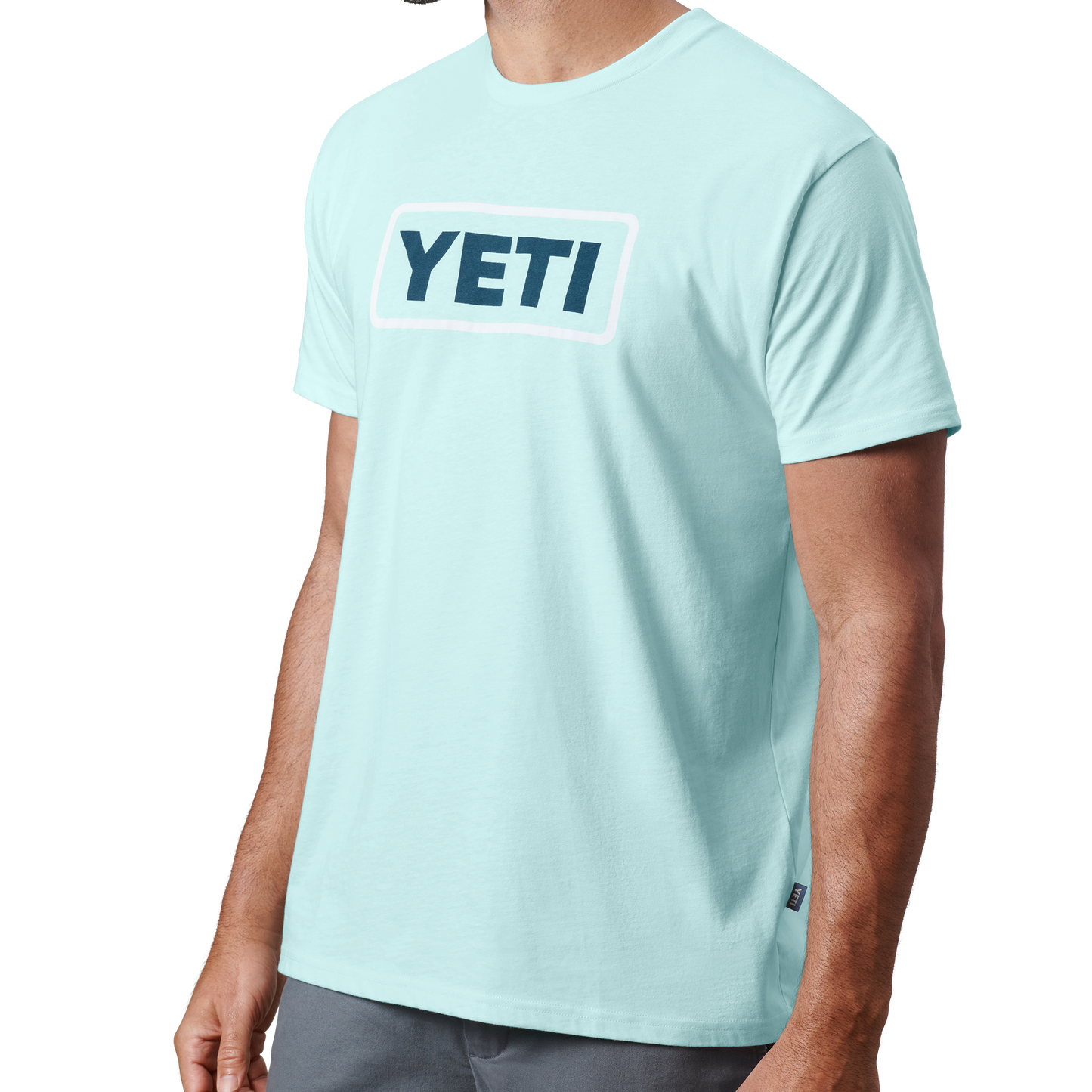 YETI® Premium Logo Badge S22 Short Sleeve T-Shirt – YETI EUROPE