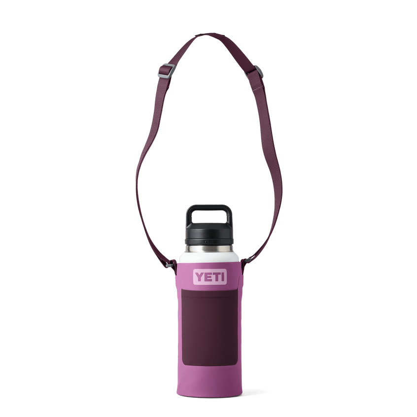 https://eu.yeti.com/cdn/shop/products/site_studio_Drinkware_accessories_Large_Bottle_Sling_Nordic_Purple_Front_Bottle_1913_Primary_B_2400x2400_a6f03ddc-92ed-494a-aac2-ef769a6d7d1b.png?v=1689866932&width=846